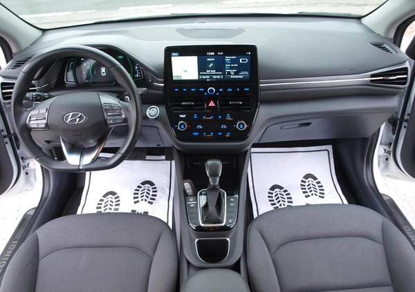 Hyundai IONIQ cena 78900 przebieg: 72965, rok produkcji 2020 z Racibórz małe 106